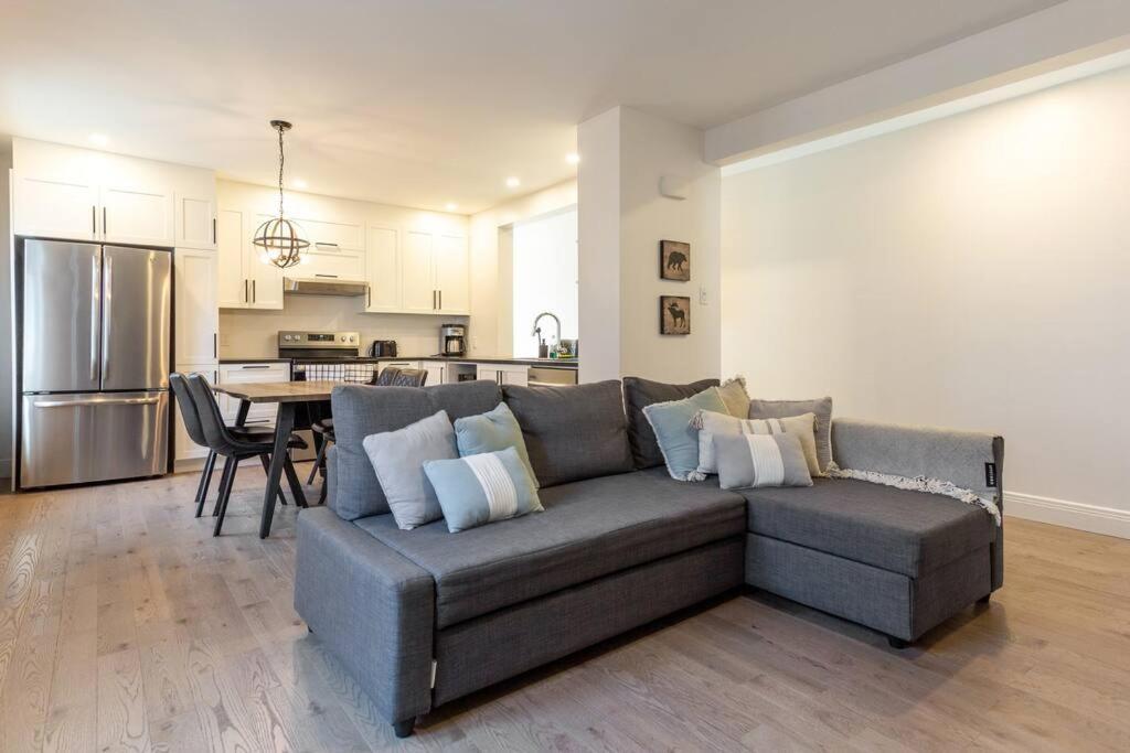 Free Parking, Beautiful 4 1/2- 2 Bedroom Apartment Монреаль Экстерьер фото